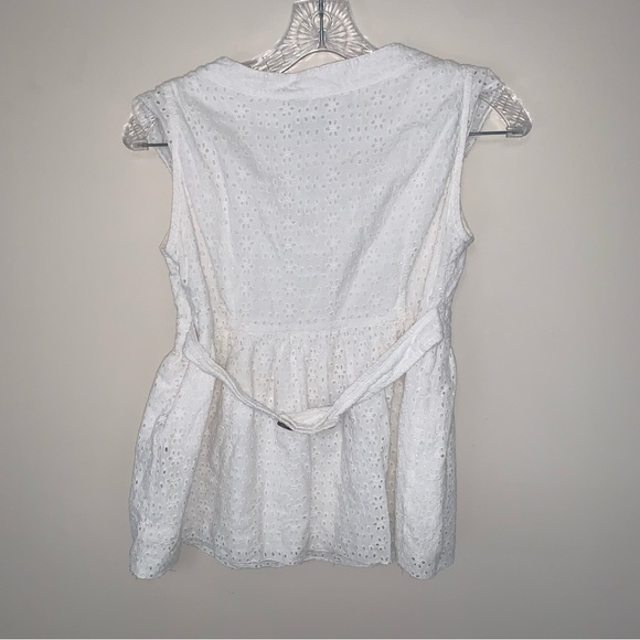 Burberry White Eyelet Peplum Blouse - Picture 2 of 8